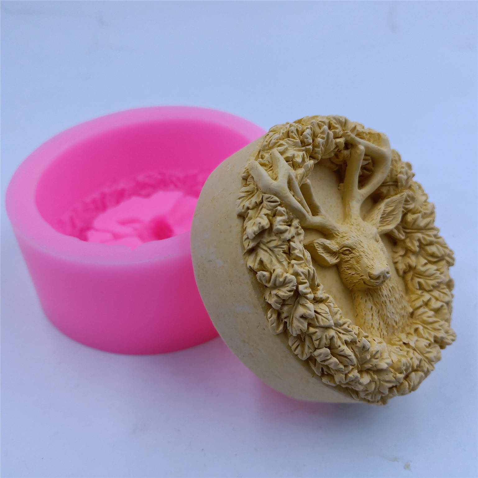 الغزلان تصميم الصابون قالب من  - مراجعة Resin Craft Ideas وسعره